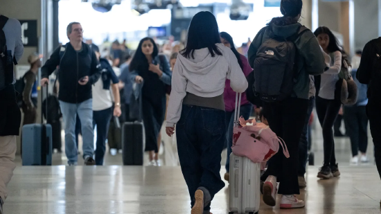 机票价格或将继续走高，但航空公司利润却难同步上涨